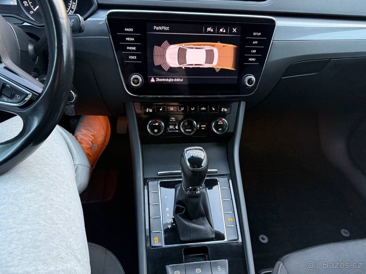 SKODA SUPERB 3 / 2.0TDI / 110KW / 2019 / PRODEJ BEZ DPH - 17