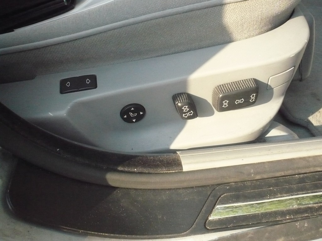 BMW 523 i 1.MAJITEL,SERVISKA - 17