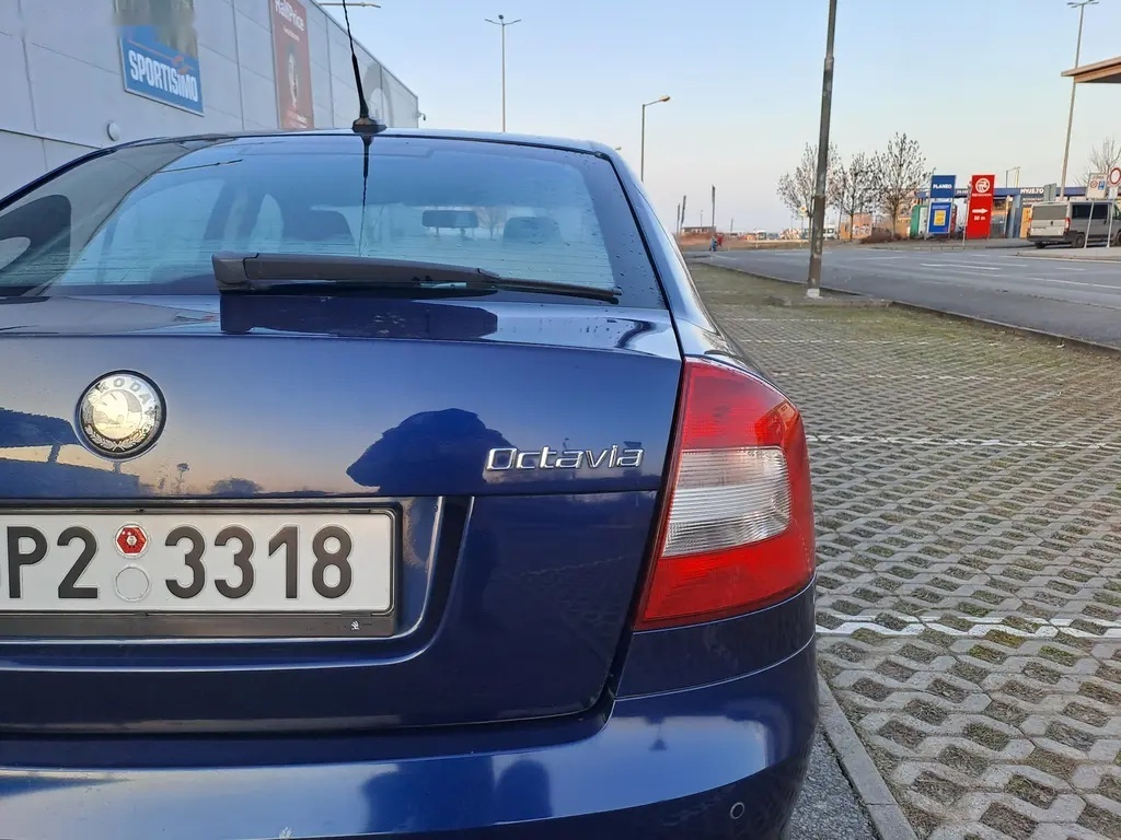 Škoda Octavia, 1.6i 75KW ELEGANCE 2.MAJITEL - 17