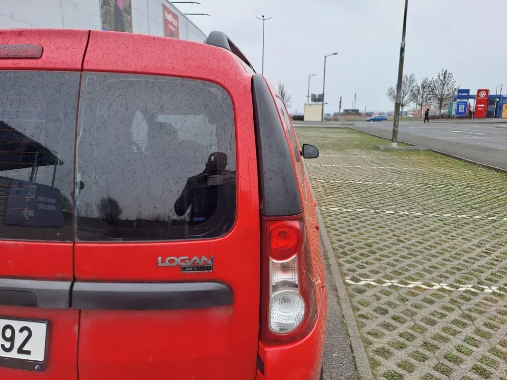 Dacia Logan, 1.5DCI 2.MAJ SPOLEHLIVÉ AUTO - 17