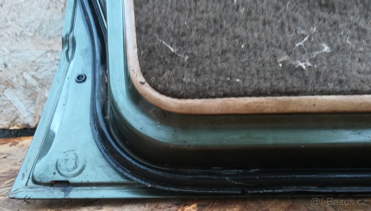 Levé dveře Mitsubishi Pajero 1 - 17