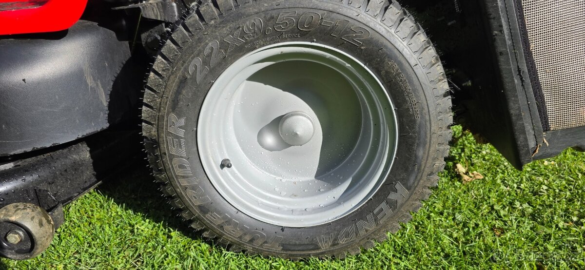 Briggs&Stratton SNAPPER RPX360 Travní traktor - 17