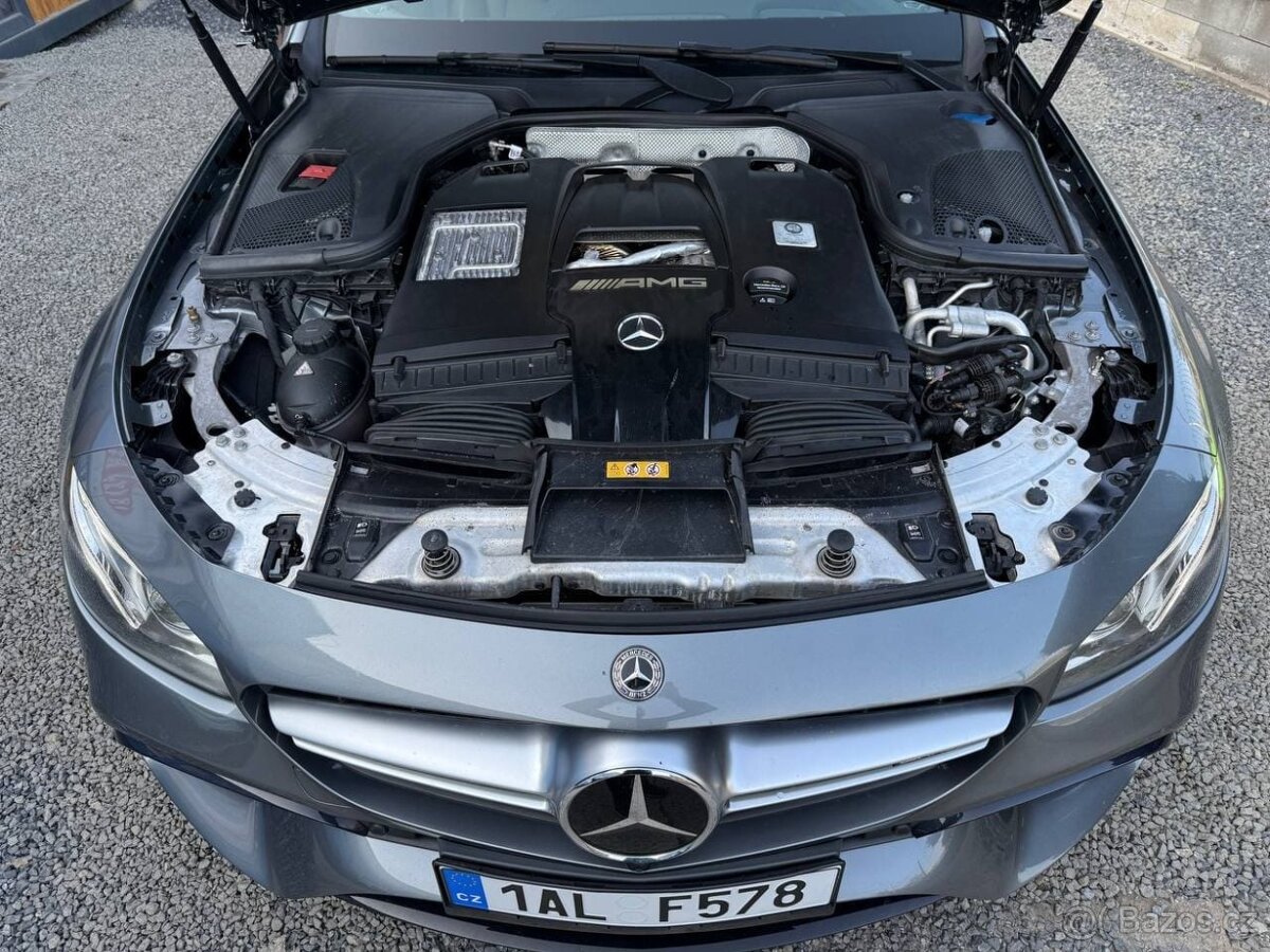 Mercedes-Benz E63 AMG 4MATIC+ - 17