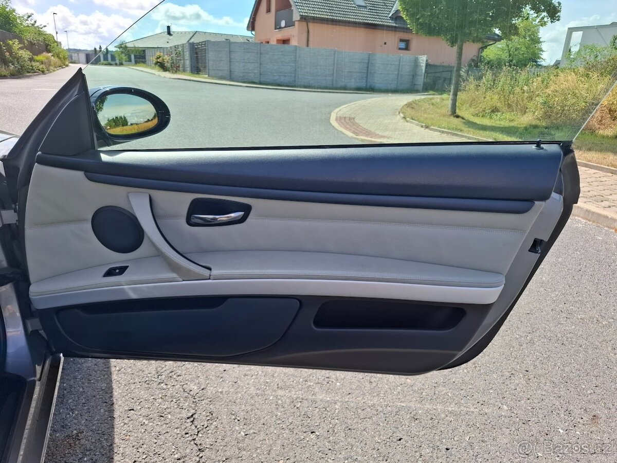 BMW e92 330ix manuál - 17