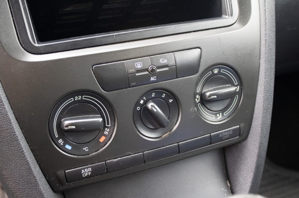 Škoda Octavia 2 z roku 2007 - 17