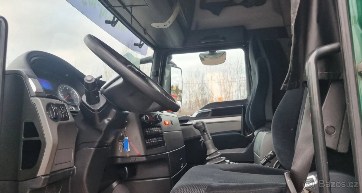 MAN TGX 26.440 - 6x2 - Valník + HR-MKH 541 - 17