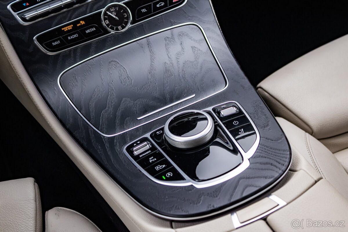 Mercedes-Benz E200d 110kW Avantgarde - 17