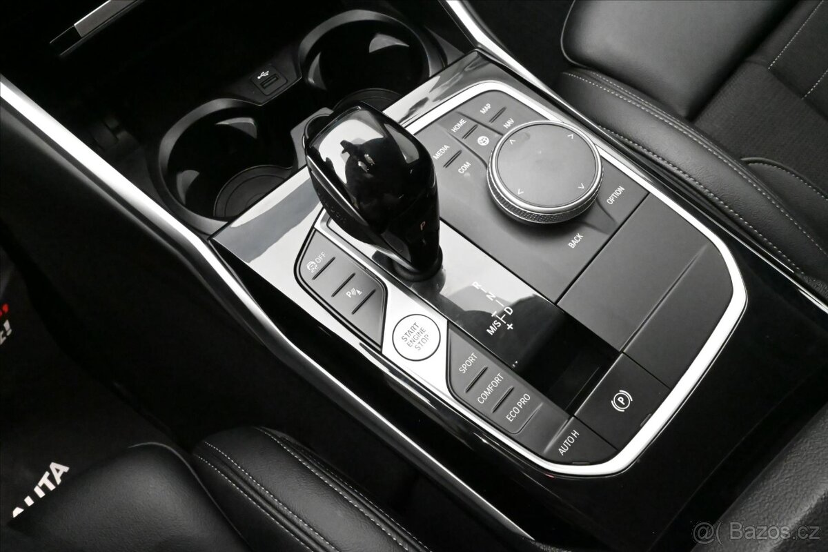 BMW Řada 3 2,0 320d 140kW Steptronic - 17