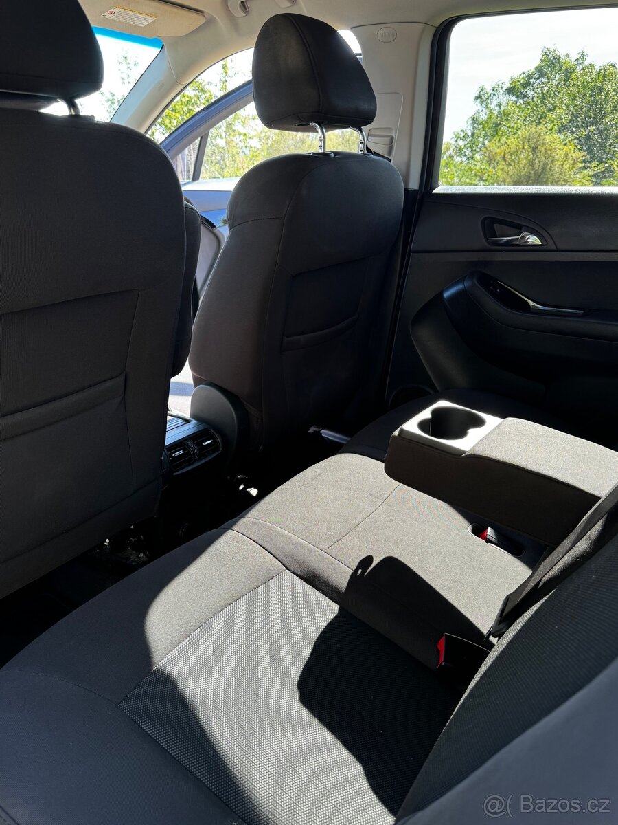 Chevrolet Orlando, 2.0TDI 120kw, 7.míst, 1.majitel, tažné - 17