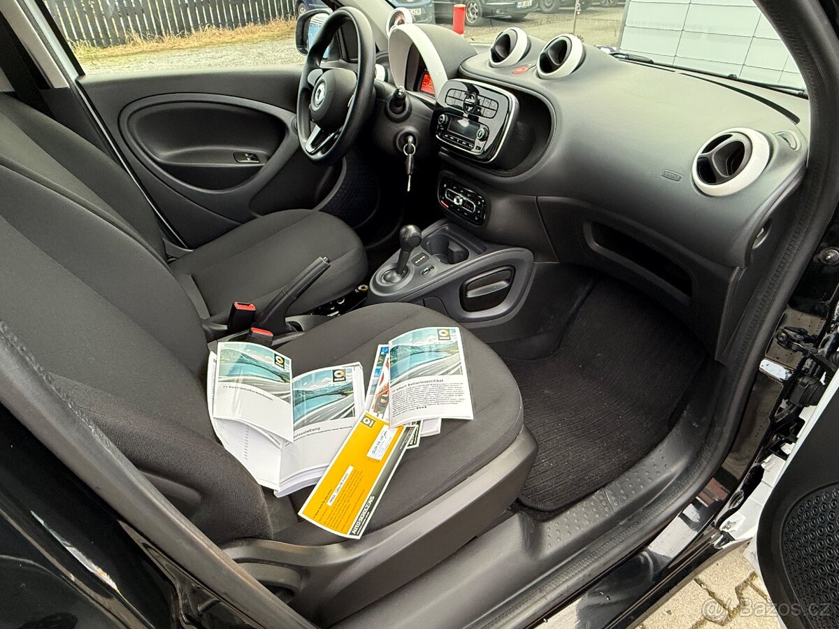 SMART FORFOUR EQ ELEKTRO 2019 - 17