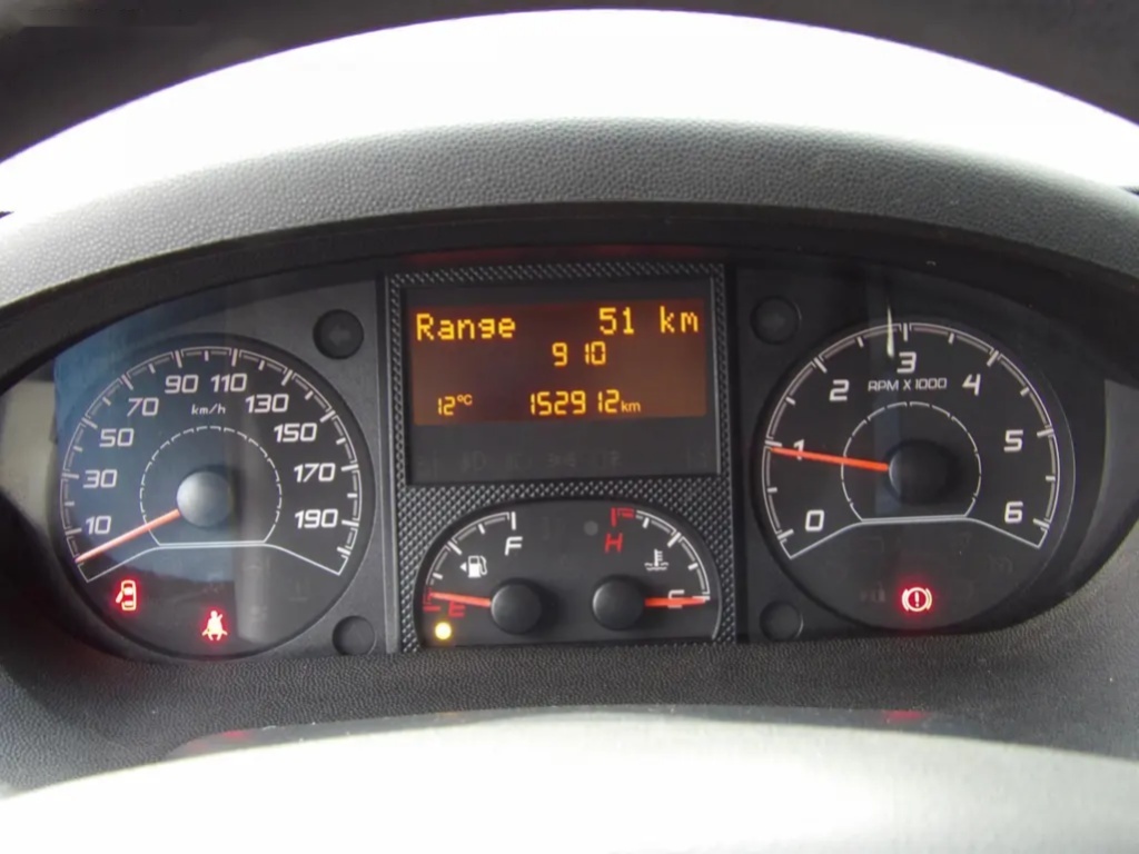 Peugeot Boxer, L2H2, 2,0 130k 6 míst - 17