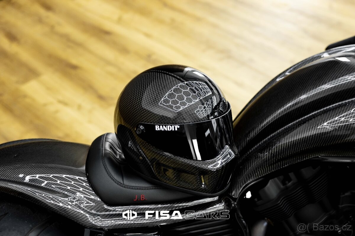 HARLEY DAVIDSON V- ROD - 17