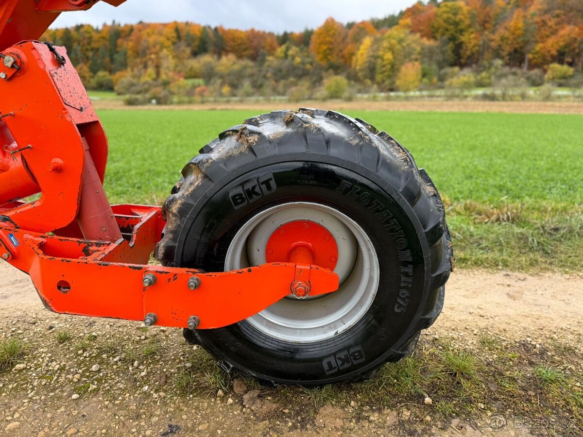 pluh Kuhn Vari Leader hydraulicky jištěný - 17