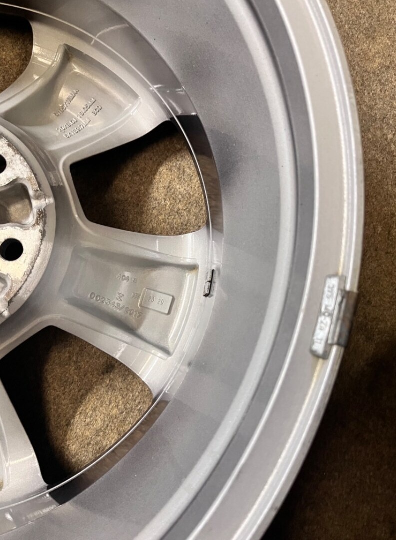 6x139.7 R20 Dodge RAM 1500 5.generace + senzor - TOP - 17