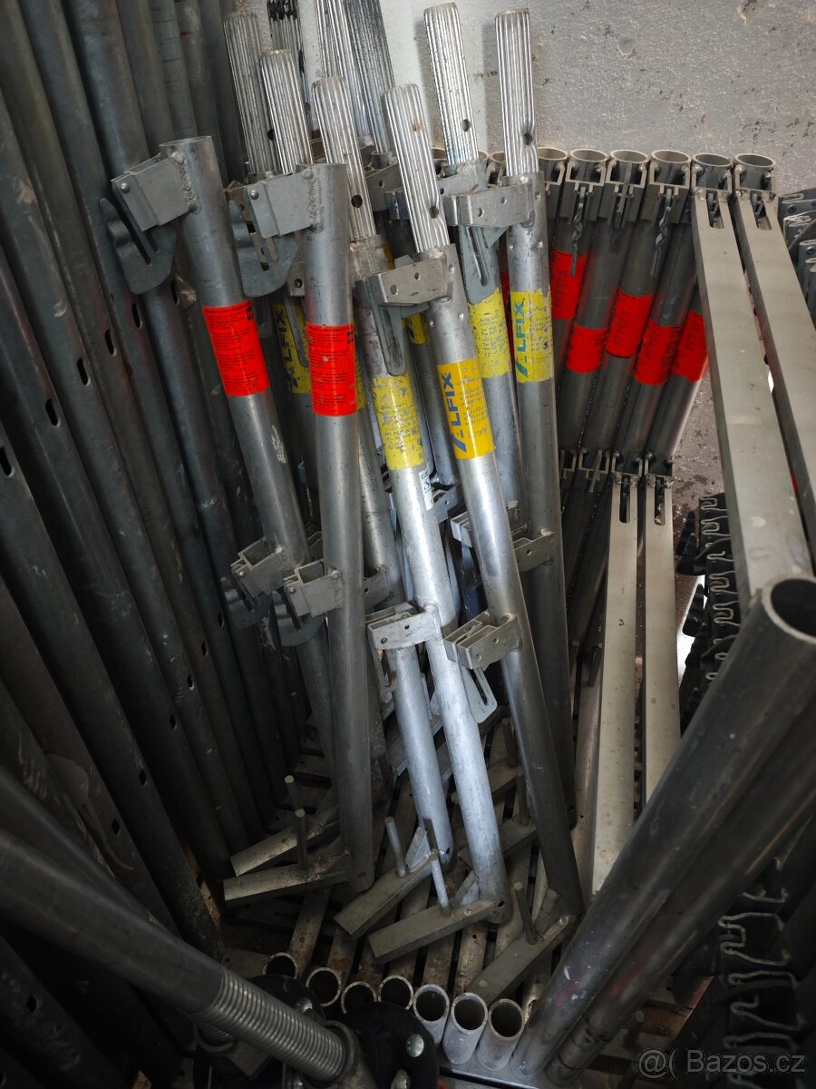 Prodám lešení Layher blitz 73 HLINÍKOVÉ 100m2 (Alfix) - 17