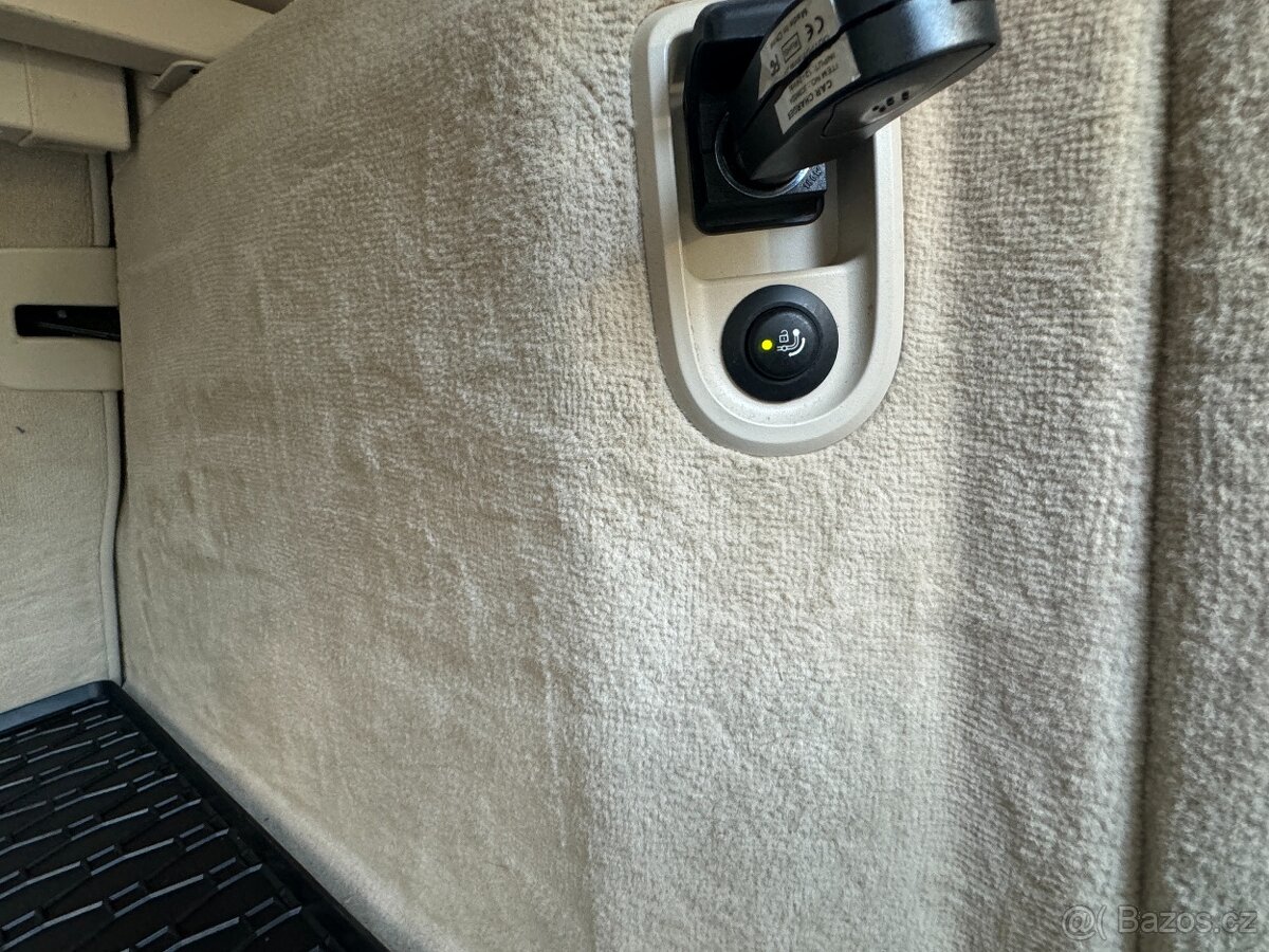 BMW 530XDrive Touring G31 - 17