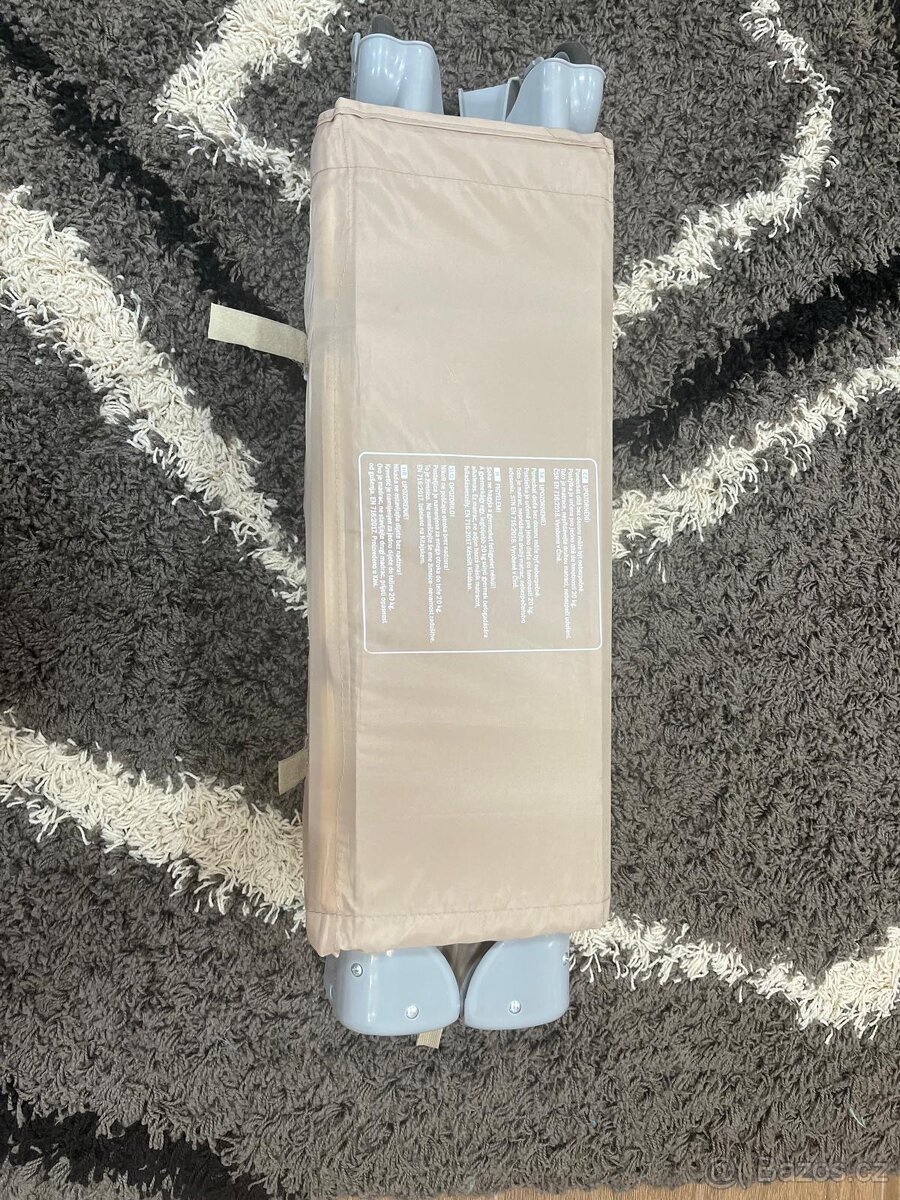 Cestovní postýlka - 17