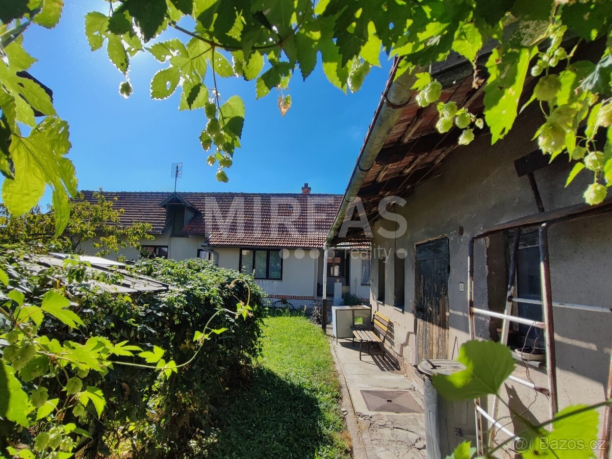 Volárna, prodej rodinného domu 3+1/garáž, vejminek, na pozem - 17