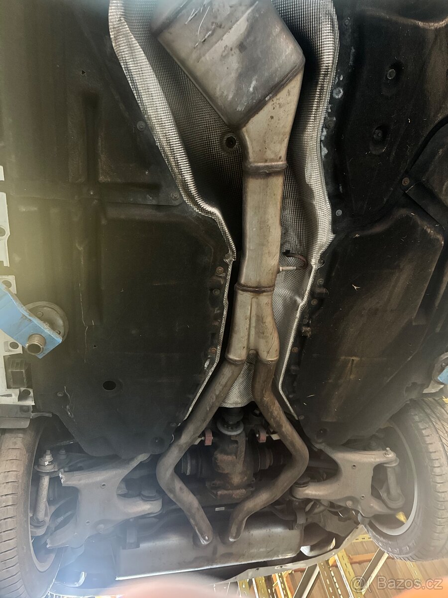 BMW X5 F15 40d Mpaket / nahradni dily / motor N57D30Z 230kW - 17