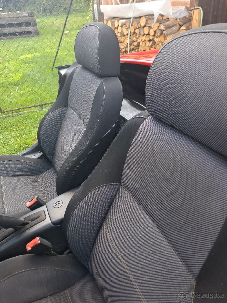 Prodám Fiat Barchetta 1,7 96 KW - 17