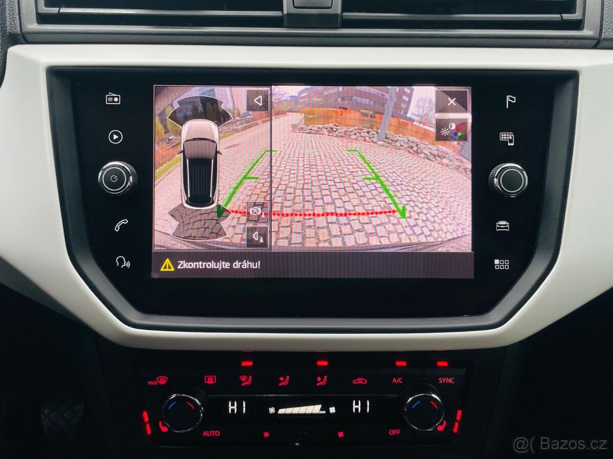Seat Arona 1.6TDI VÝHŘEV KAMERA XCELLENCE VIRTUAL COCKPIT - 17