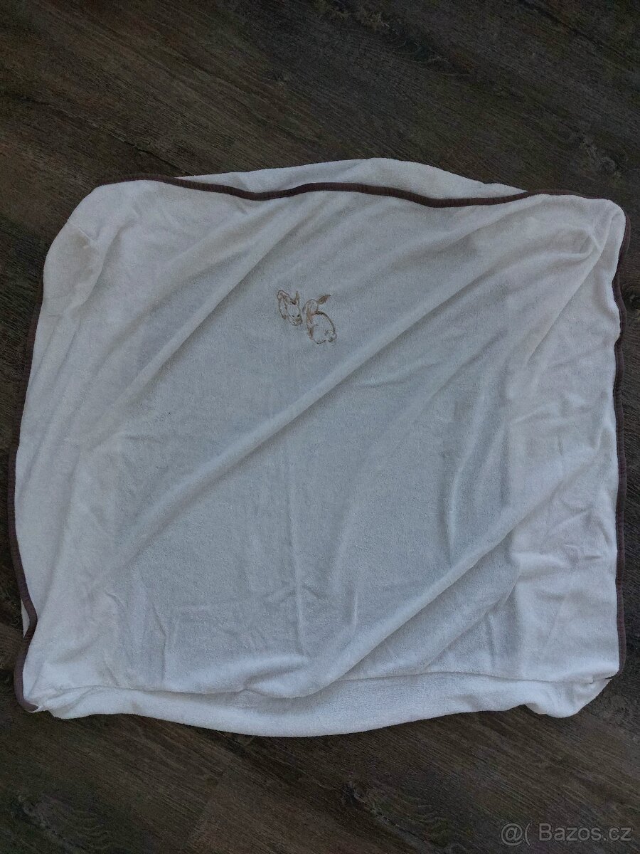 Oblečení pro miminka a příslušenství - 17