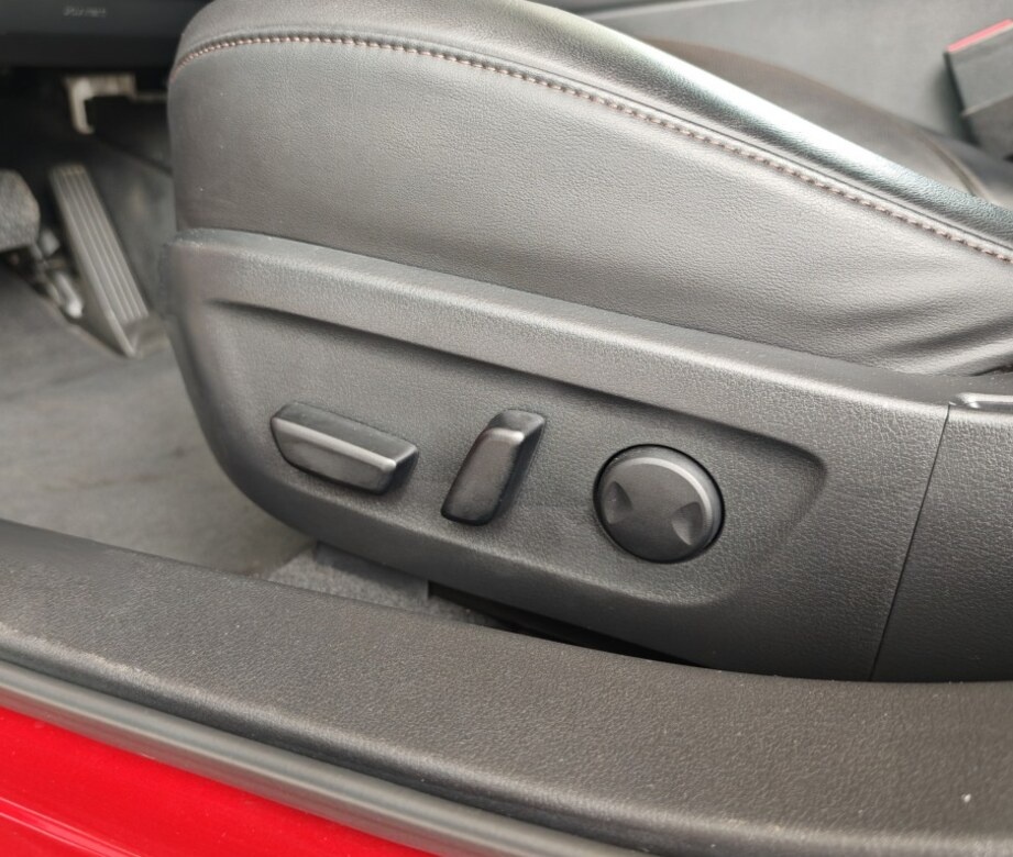 Mazda 3 2.0 Skyactiv G122 Plus A/T - 17