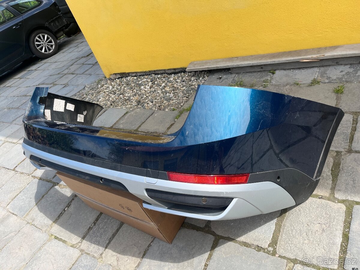 Superb 3 dveře,světla,nárazníky ,kapoty - 17