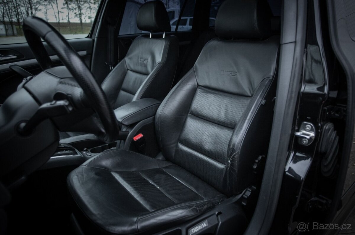 Škoda Octavia Combi RS 147kW DSG 2011 - 17