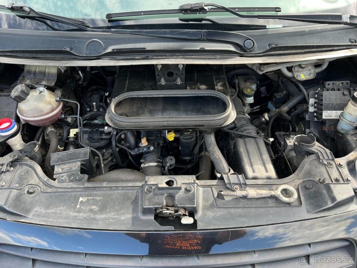 Fiat Scudo 2.0 JTD 100kw 8 míst long TZ 2 šoupačky - 17