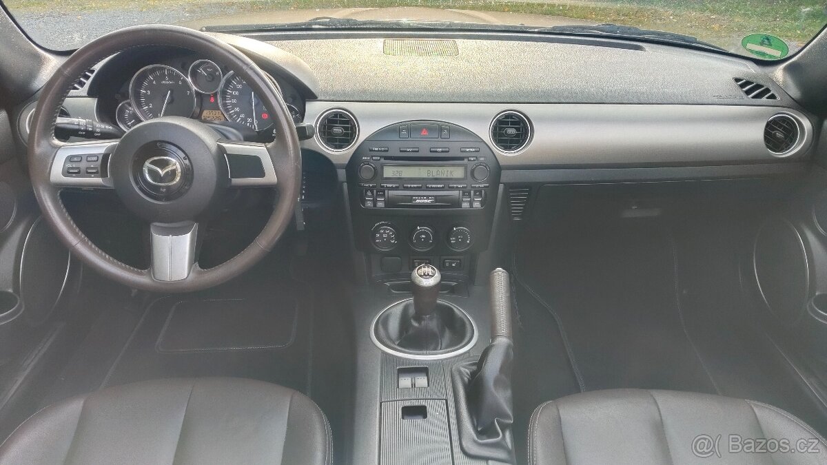 MAZDA MX5 NC 1.8i, r.v.2009 HARDTOP - 17