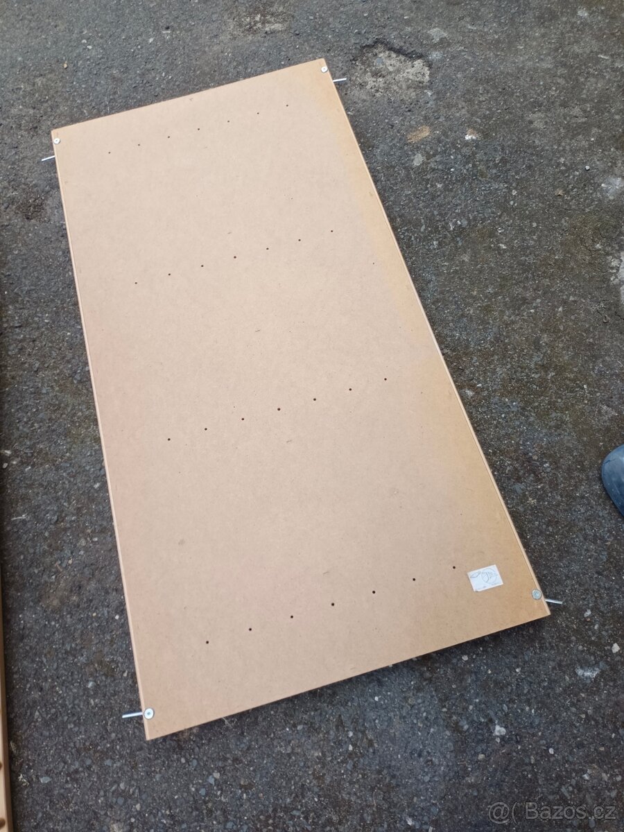 Dětská postýlka včetně příslušenství. - 17