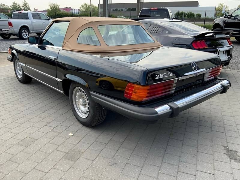 MB 380SL - veterán - 17