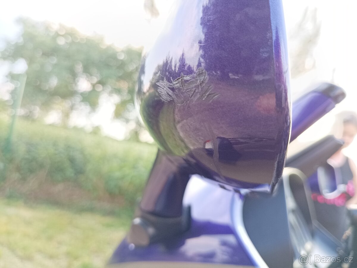 Suzuki GSX1100F - 17