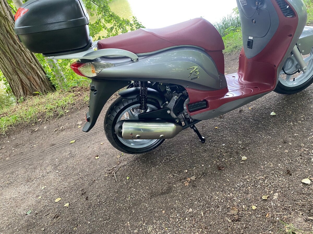 Honda Ps 125 i.e - 17