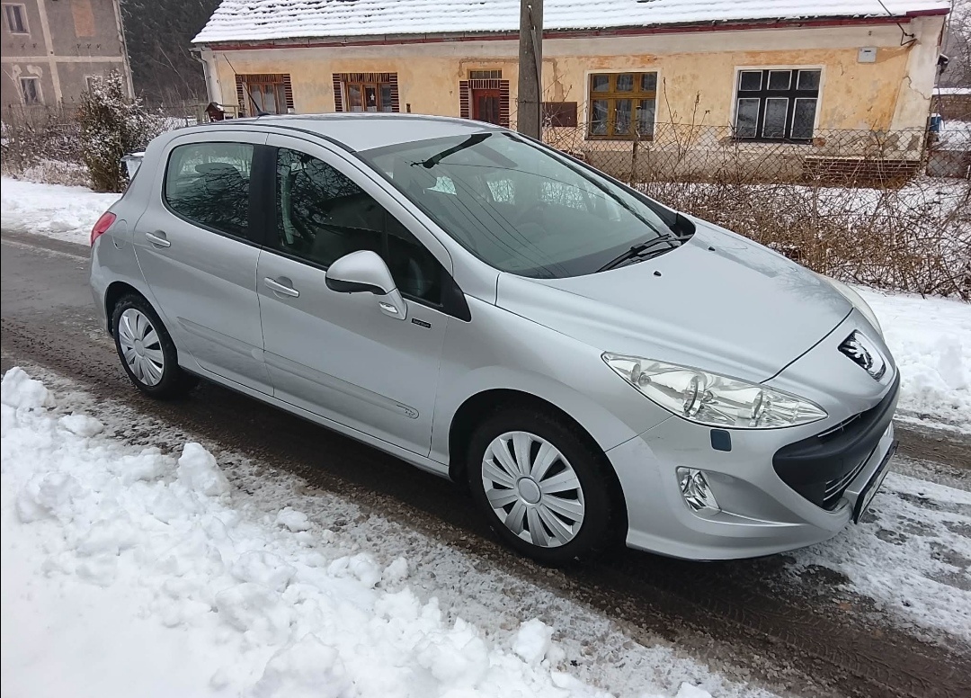 Peugeot 308 Benzin - 17