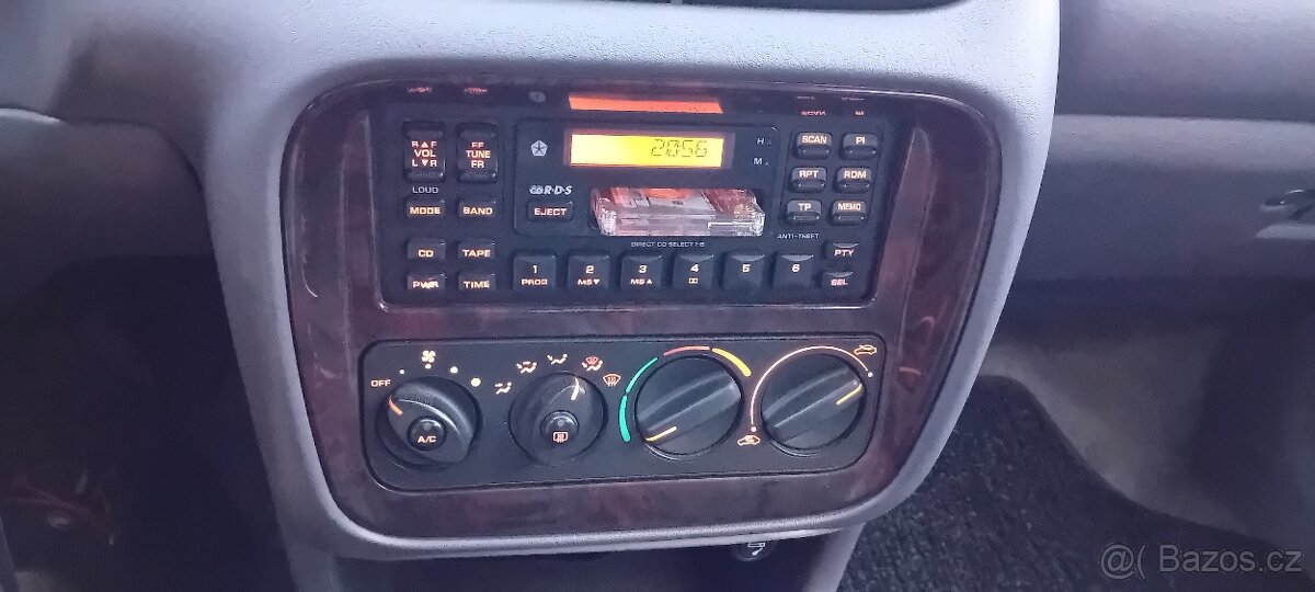 Chrysler Stratus 2,0i LX - 17