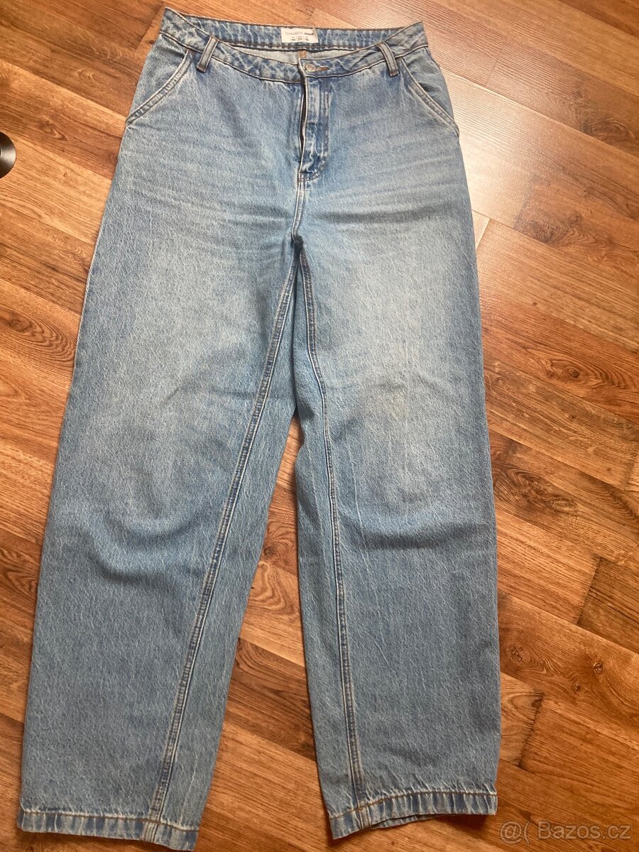 Dámské oblečení vel M - 17