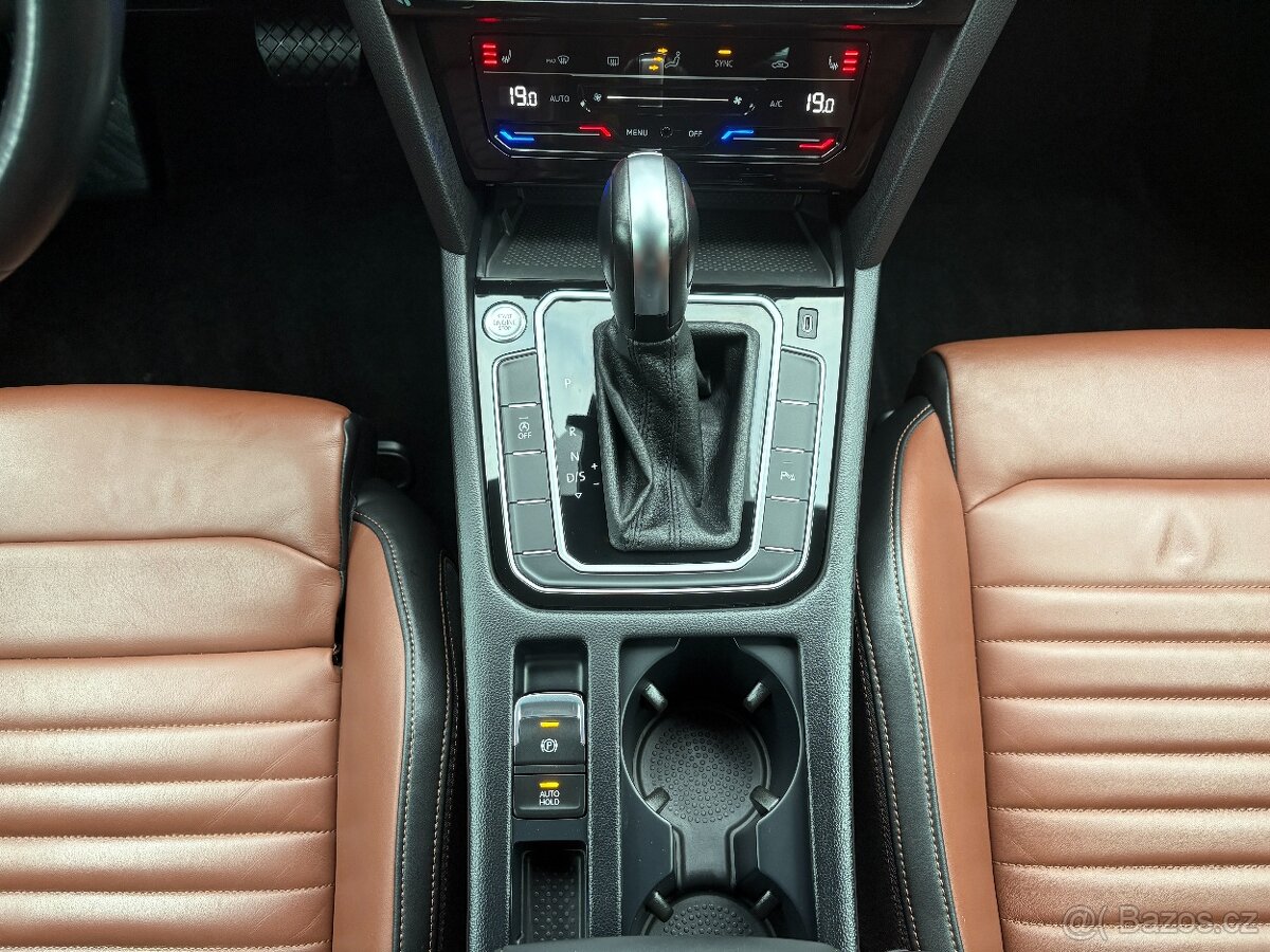 Passat 2.0TSi,140kW,Elegance,DSG,ČR,DPH,TOP - 17