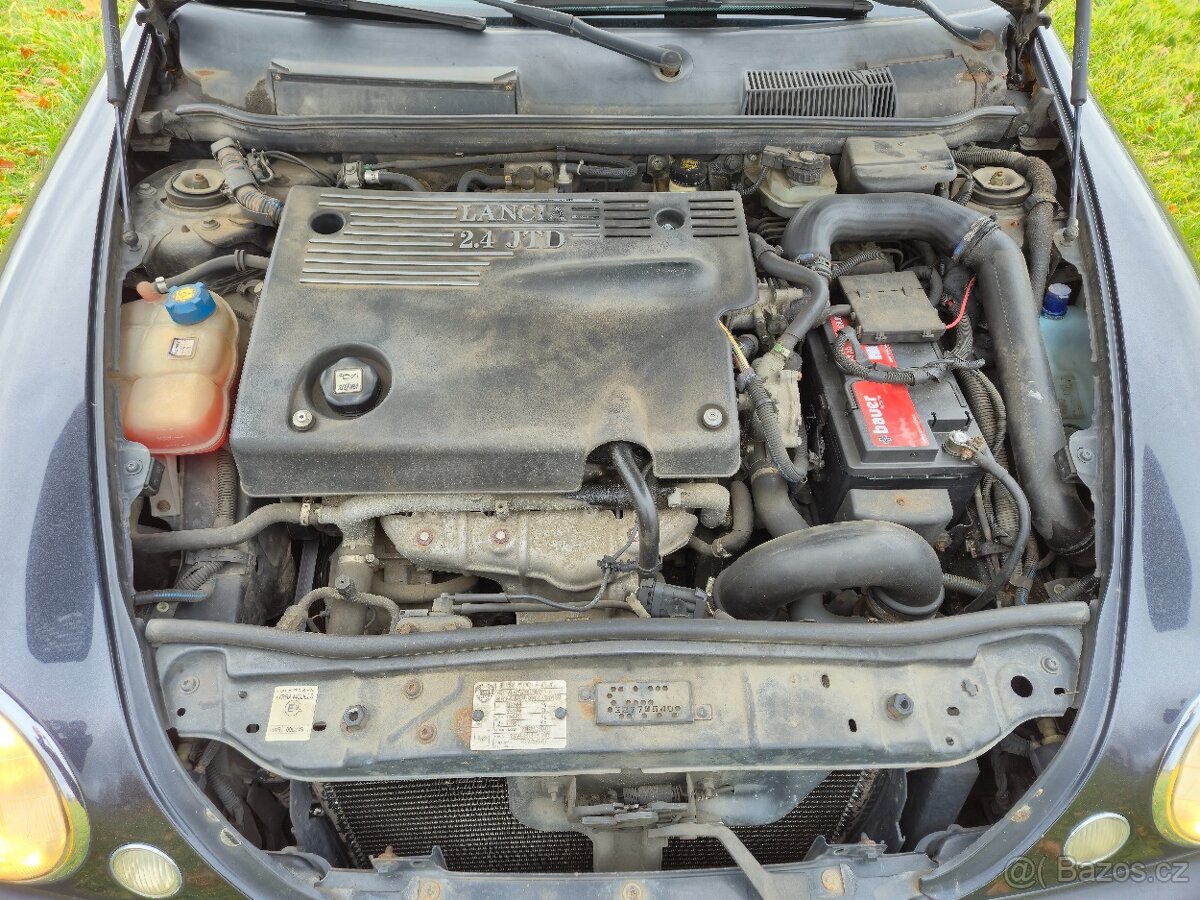 Lancia Lybra SW 2.4 JTD - 17