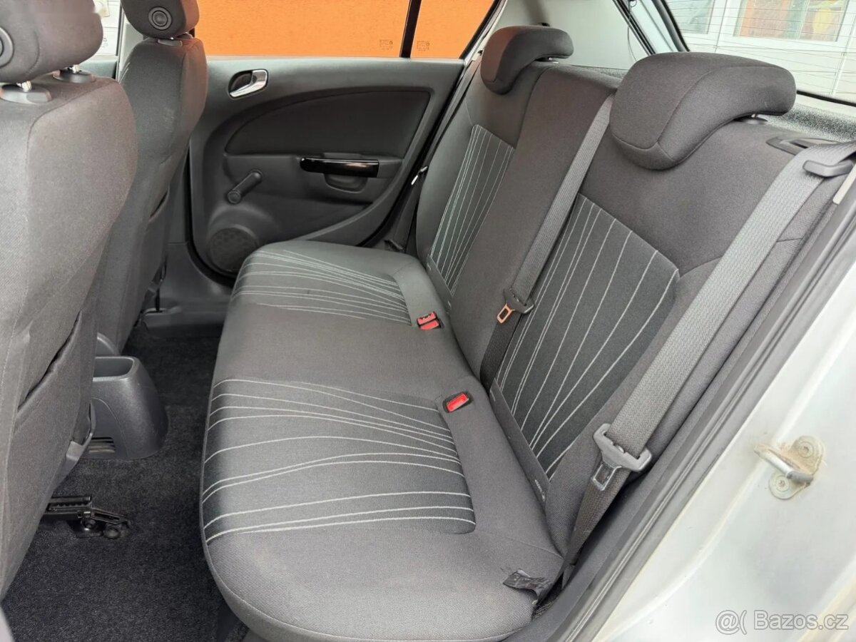 Opel Corsa, 1.2i 59KW 2x kola,nová TK - 17