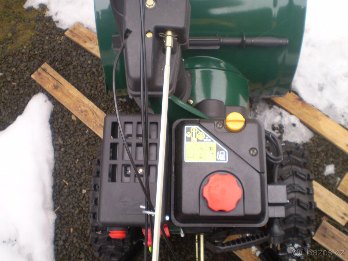 sněžná fréza Yard-Man - 17