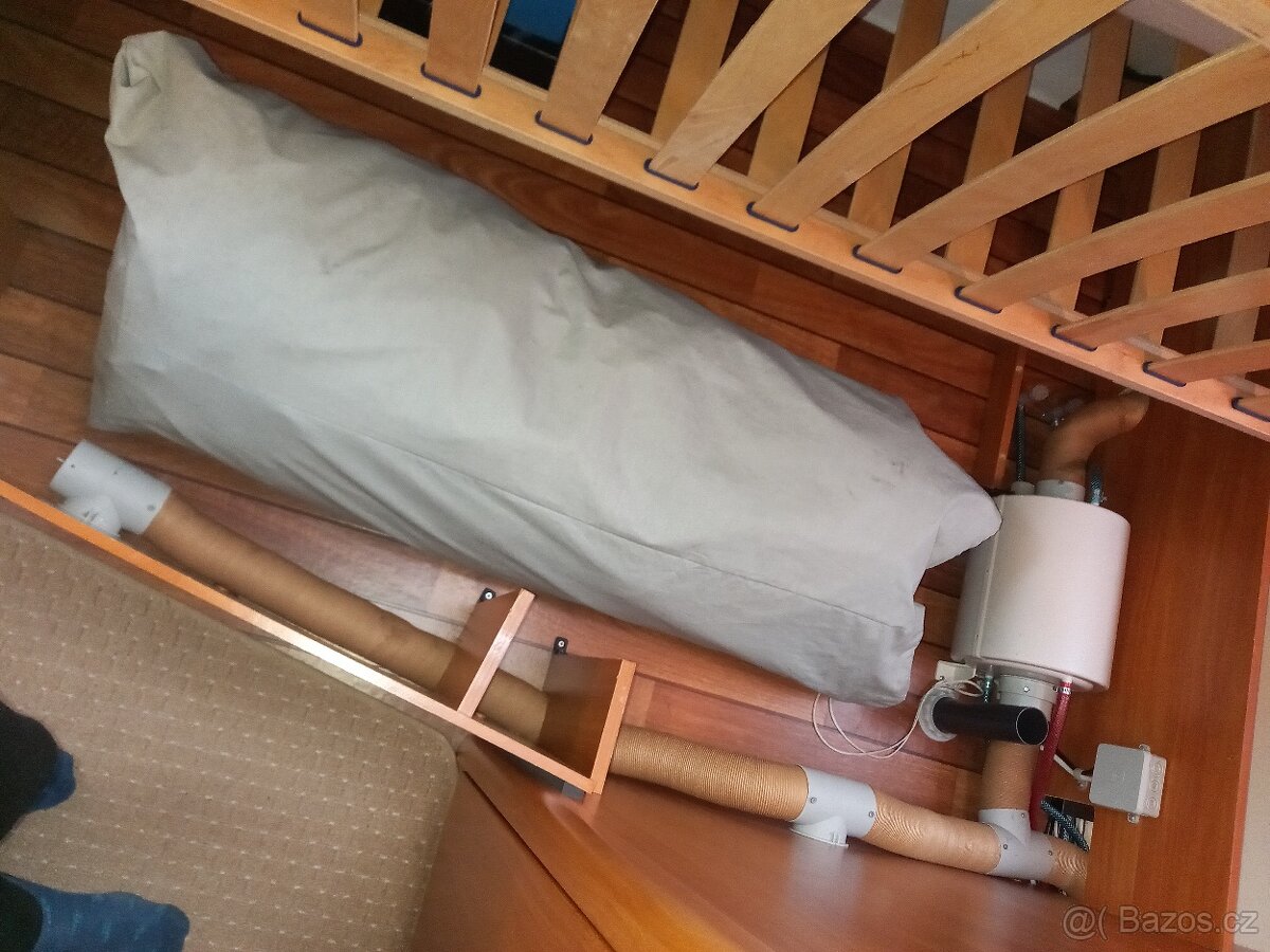 Prodám karavan HOBBY EXCELLENT 500 KMFE - 17