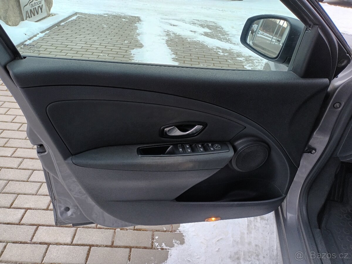 Renault Mégane 1,6 16V,74KW,ČR,1MAJ, - 17