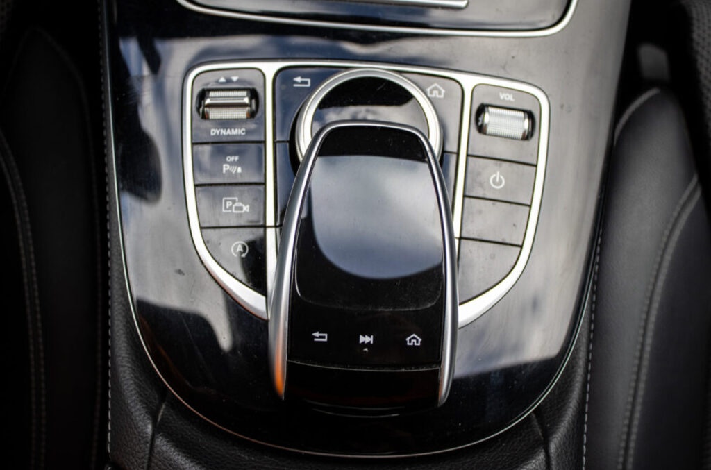 Mercedes-Benz E 350 d 4MATIC, 190kw (2017) - 17