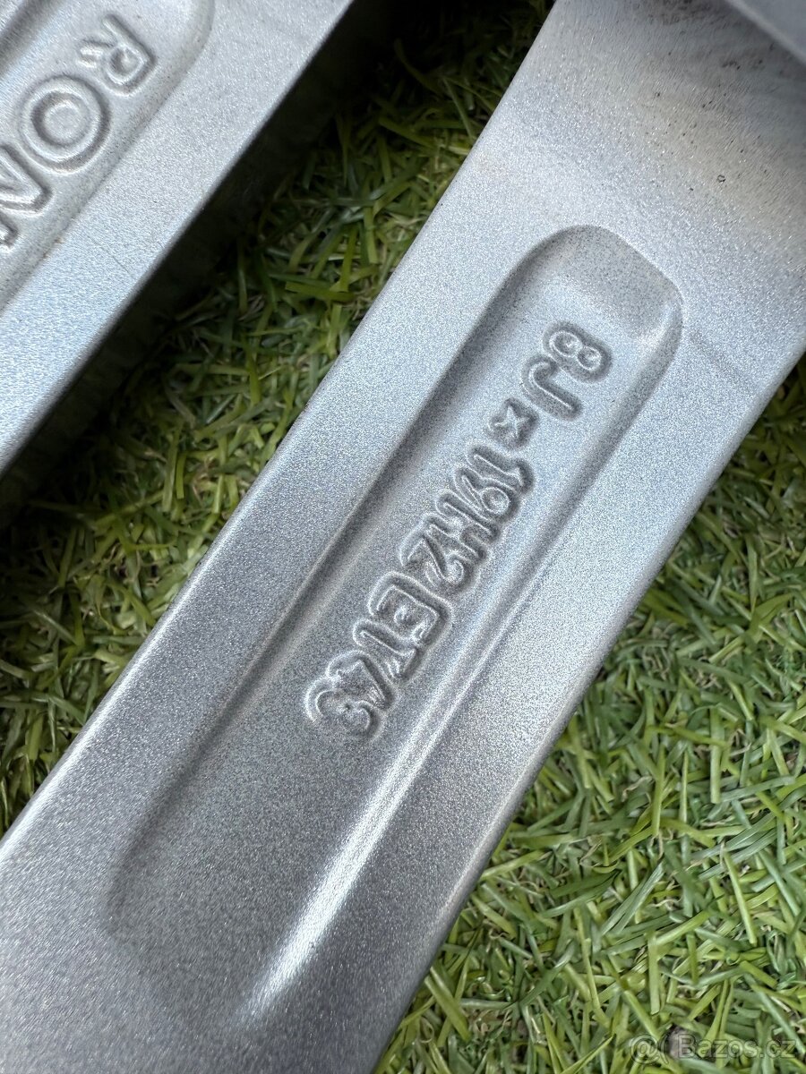 Mercedes E-CLASS W213 - ORIGINÁLNÍ AMG ZIMNÍ SADA - 17