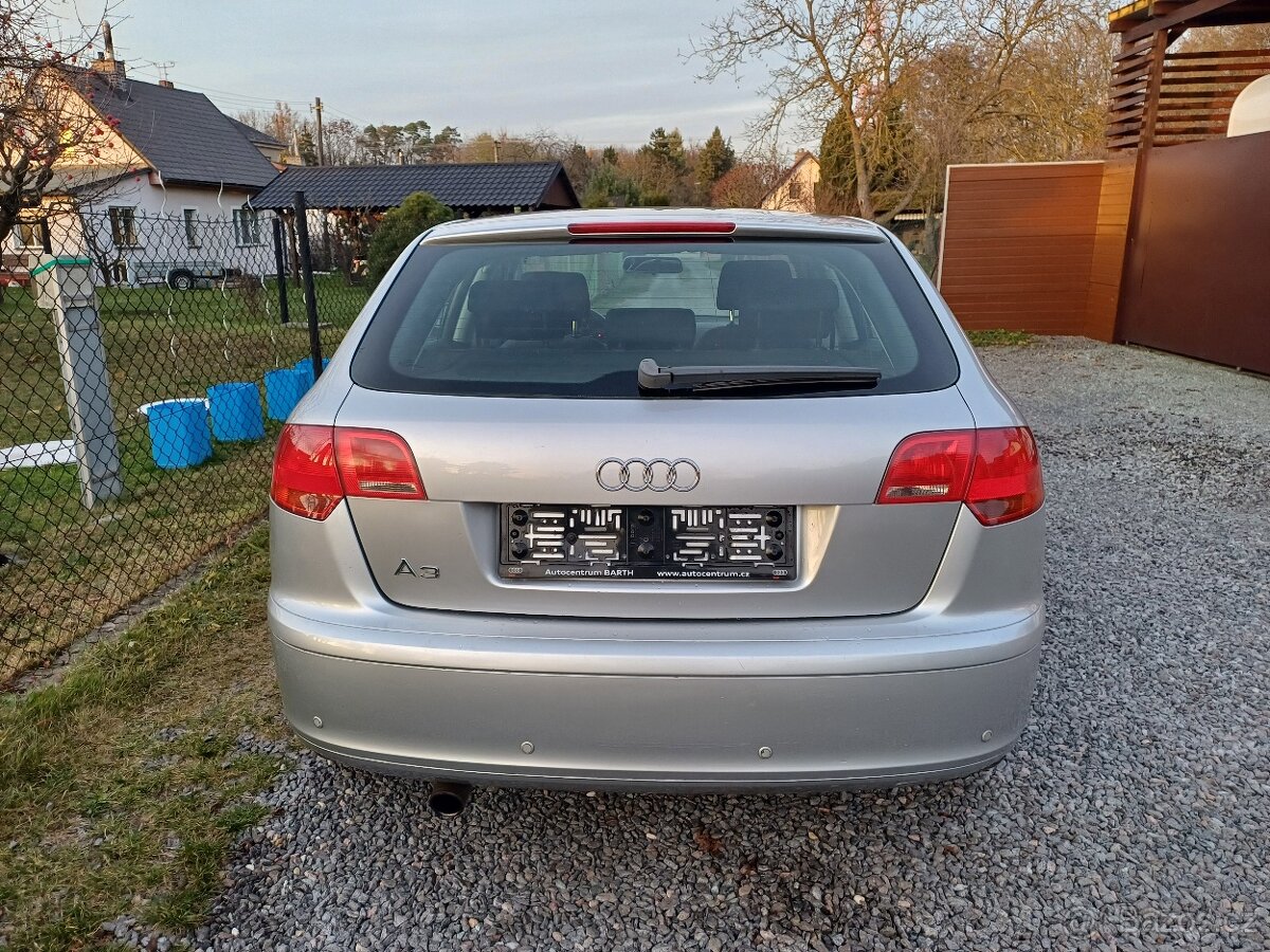 Krásná Audi A3 1.6 MPI 138345km Tempomat - 17