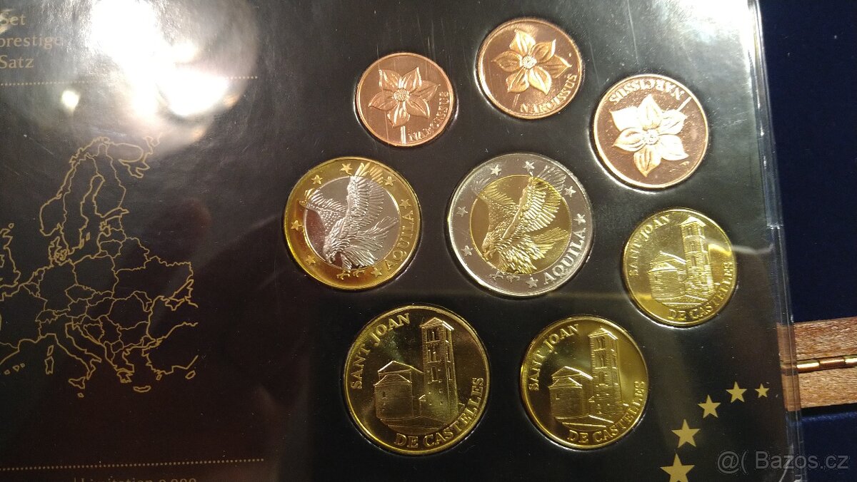 menší sbírka mincí - 17