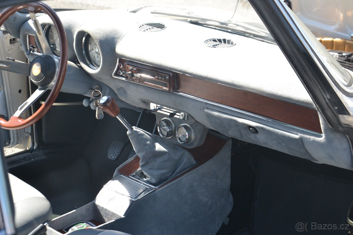 Alfa Romeo GT Junior 1600 GT coupe - 17