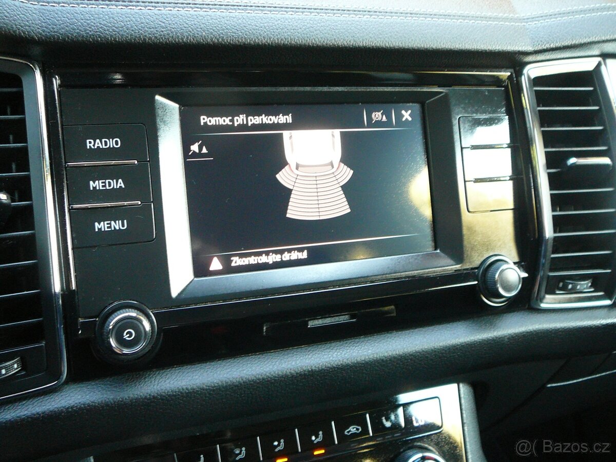 ŠKODA KODIAQ 2.0 TDI 110KW 4x4 DSG+F1 FULLLED FRONT OPCPARK - 17